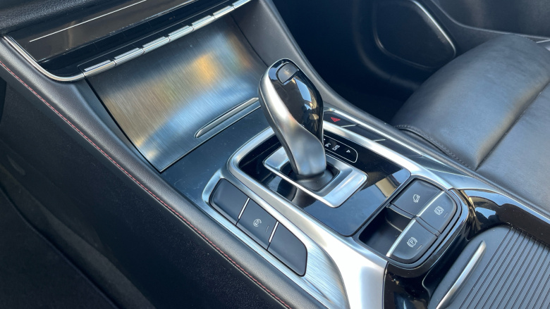 MG Hs 1.5 T-GDI Excite 5dr DCT Petrol Hatchback